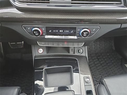 Used 2024 Audi SQ5 Prestige image 28