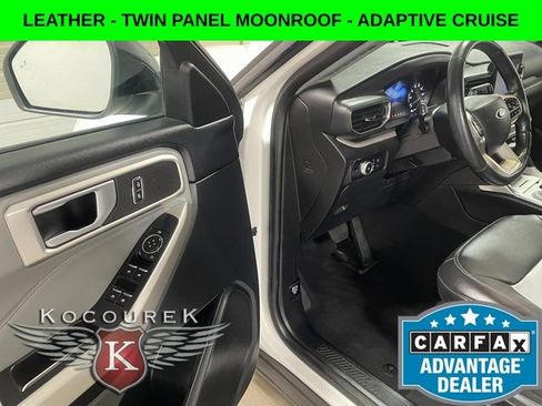 Used 2023 Ford Explorer XLT w/ Equipment Group 202A AWD/4WD image 10