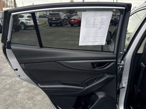 Used 2021 Subaru Crosstrek 2.0i image 11