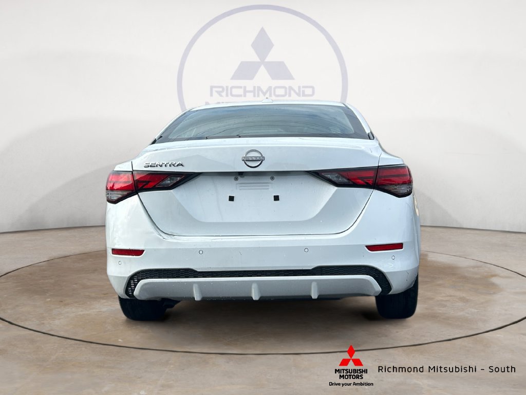 Used 2025 Nissan Sentra SV FWD image 4