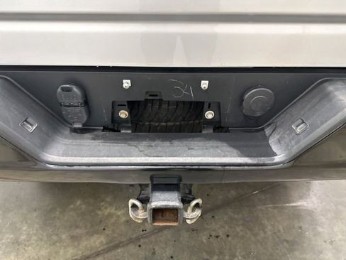 Used 2023 Chevrolet Silverado 2500 Custom image 26