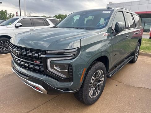 Used 2025 Chevrolet Tahoe Z71 w/ Z71 Off-Road Package image 1