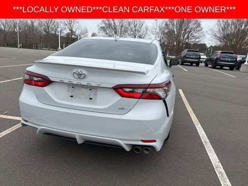 Used 2024 Toyota Camry SE image 17