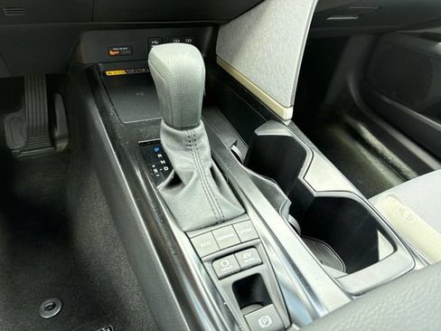 Used 2026 Toyota Camry LE FWD image 19
