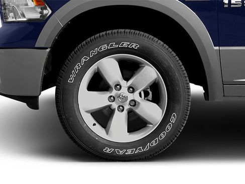 Used 2014 RAM 1500 Laramie AWD/4WD image 13
