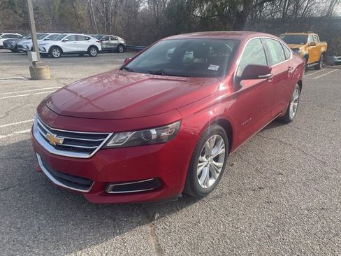 Used 2014 Chevrolet Impala LT w/ Convenience Package image 3