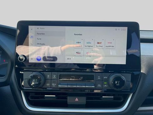 Certified 2025 Toyota Grand Highlander FWD image 29