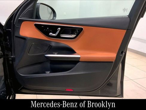 Used 2023 Mercedes-Benz C 300 4MATIC Sedan image 25