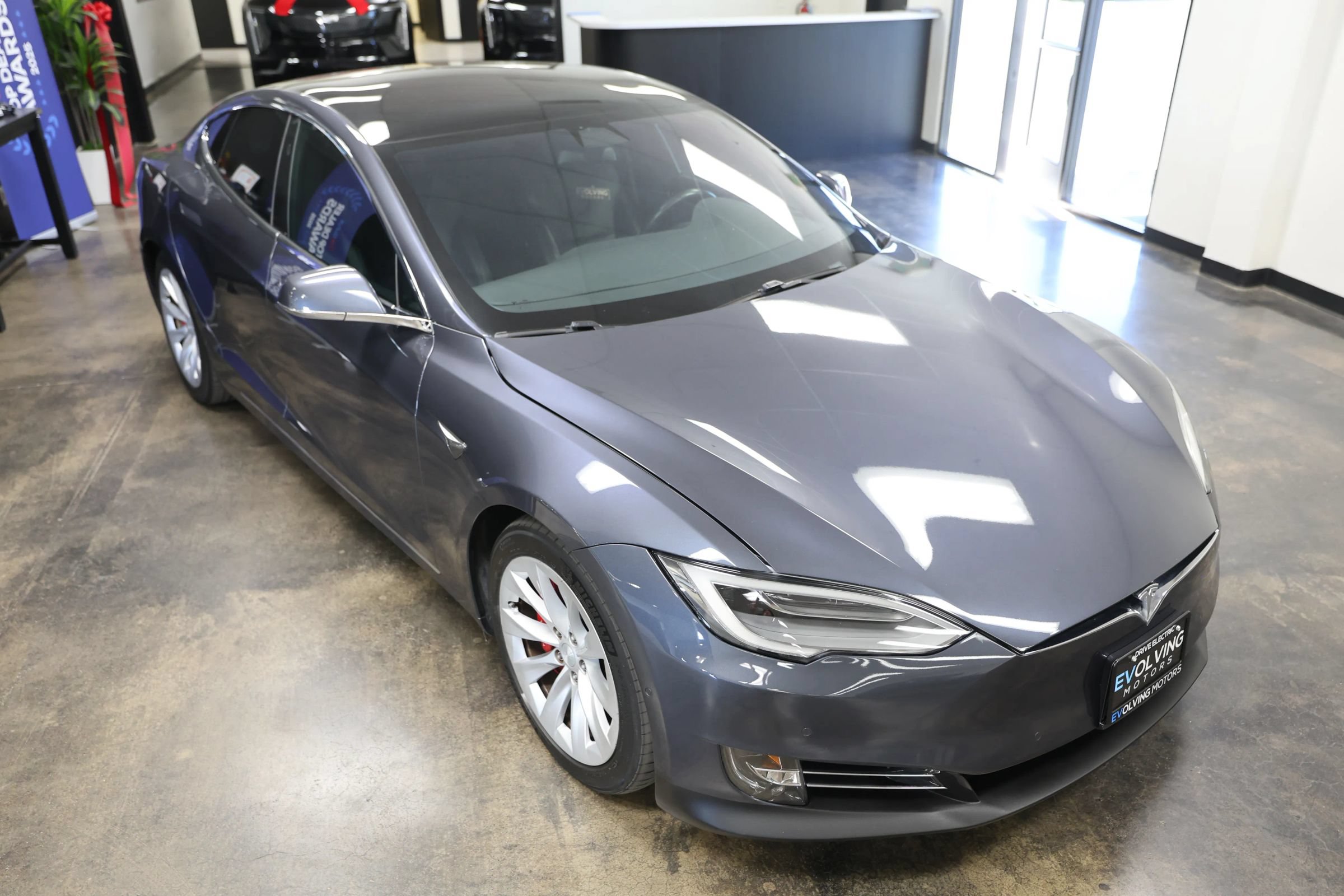 Used 2019 Tesla Model S Performance AWD/4WD image 21