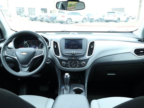 Used 2020 Chevrolet Equinox LT w/ LPO, Floor Liner Package image 10