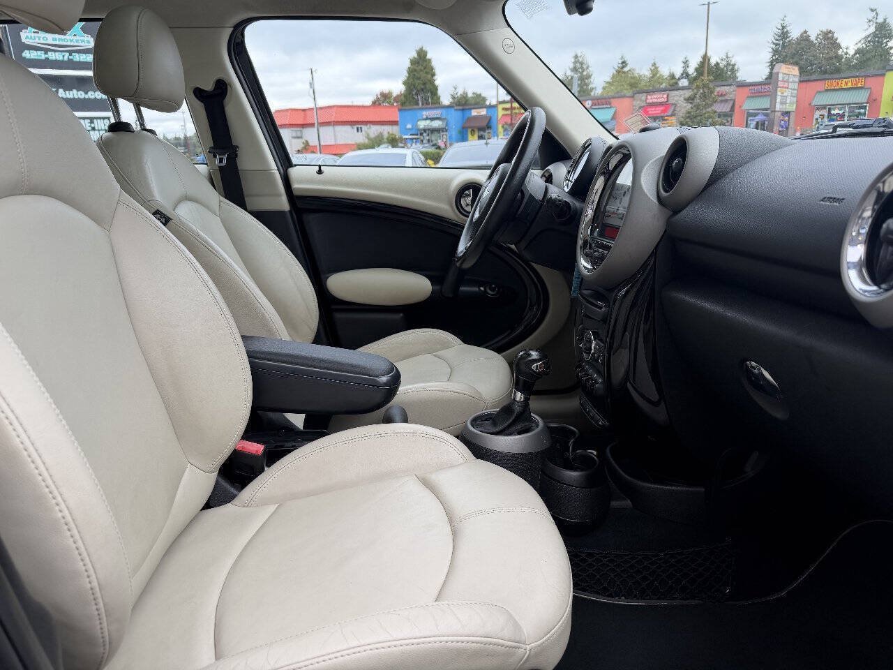 Used 2012 MINI Cooper Countryman S FWD image 17