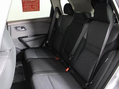 Certified 2022 Nissan Rogue SV image 17