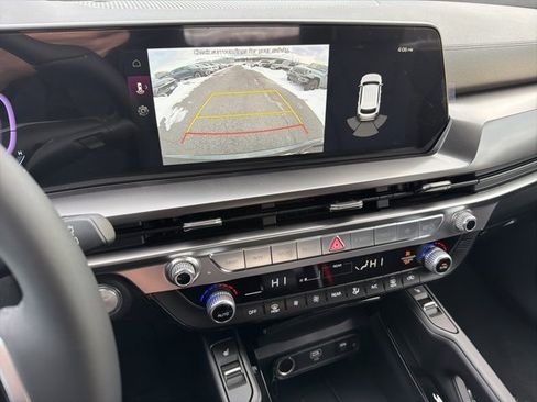 New 2025 Kia Telluride S image 14