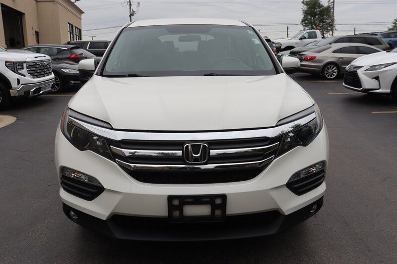 Used 2017 Honda Pilot EX image 2