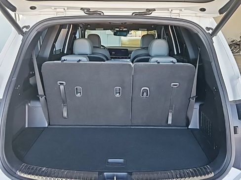 Used 2023 Kia Telluride SX X-Line AWD/4WD image 18