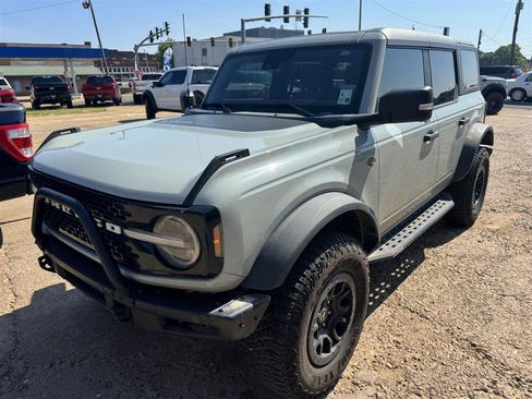 Used 2022 Ford Bronco Wildtrak AWD/4WD image 4