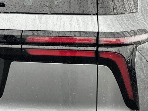 New 2025 Chevrolet Traverse LT w/ Enhanced Driving Package image 34