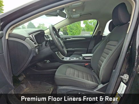 Used 2020 Ford Fusion SE AWD/4WD image 13