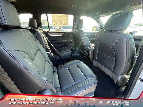 New 2026 GMC Acadia Elevation w/ Elevation Premium Package image 18