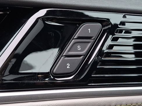 New 2026 Jeep Grand Wagoneer L 4WD w/ Premium Group I image 15