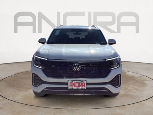 New 2026 Volkswagen Atlas SEL Premium R-Line AWD/4WD image 3