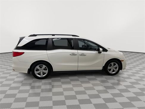 Used 2018 Honda Odyssey EX-L image 12