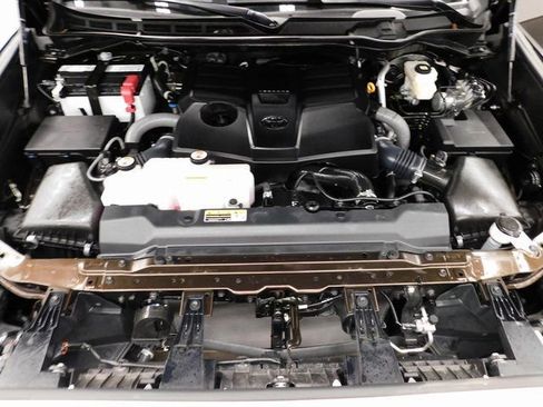 Used 2025 Toyota Tundra Limited image 44
