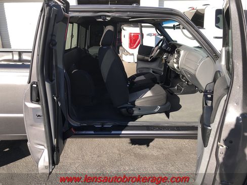 Used 2010 Ford Ranger XLT image 16