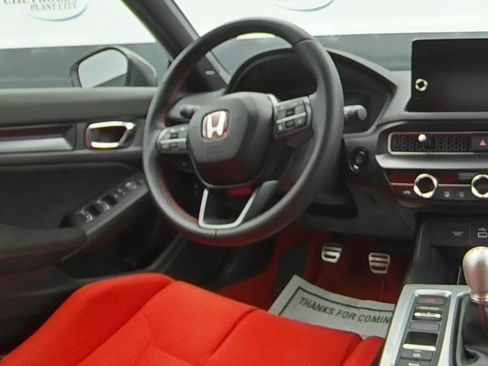 Used 2025 Honda Civic Type R image 16
