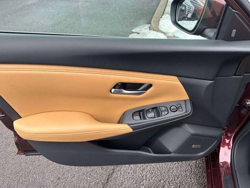 Certified 2025 Nissan Sentra SV w/ SV Premium Package image 15