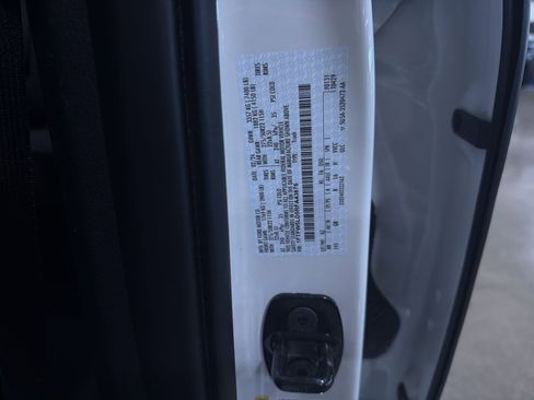 Used 2024 Ford F150 Lariat w/ Equipment Group 502A High AWD/4WD image 30