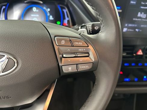 Used 2021 Hyundai Ioniq SE image 16