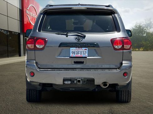 Used 2021 Toyota Sequoia TRD Sport w/ TRD Sport Premium Package AWD/4WD image 8