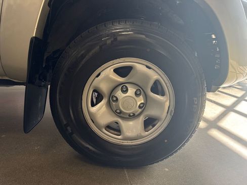 Used 2005 Toyota Tacoma PreRunner image 50