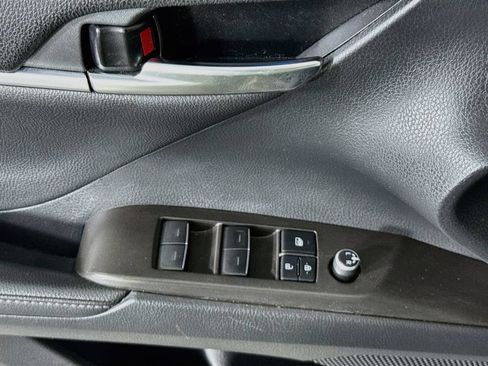 Used 2021 Toyota Camry XLE AWD/4WD image 22