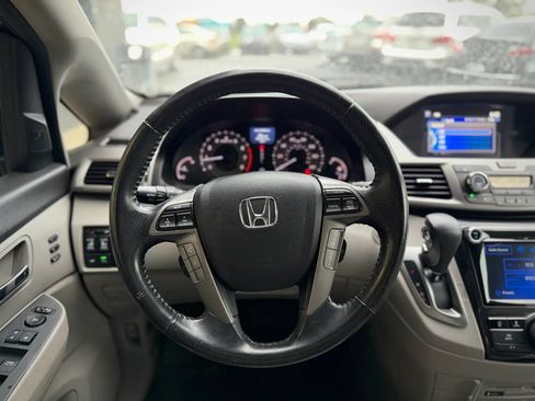 Used 2016 Honda Odyssey Touring image 9