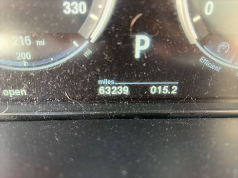 Used 2017 BMW X5 M image 16