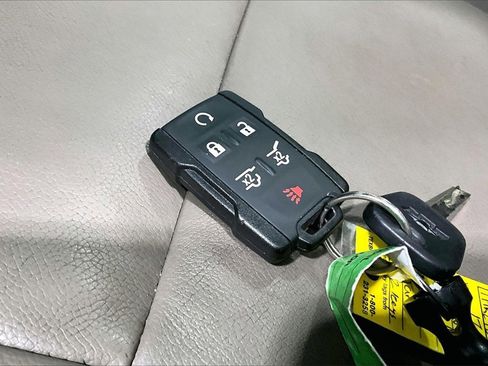 Used 2017 Chevrolet Tahoe LT image 11