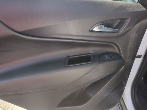 Used 2022 Chevrolet Equinox LT AWD/4WD image 26