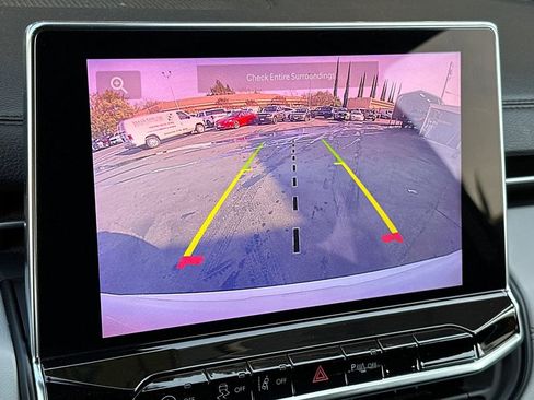 Used 2024 Jeep Compass Limited image 10