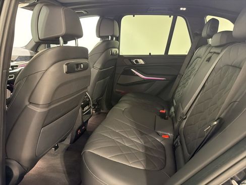 Used 2025 BMW X5 M60i w/ Climate Comfort Package image 22