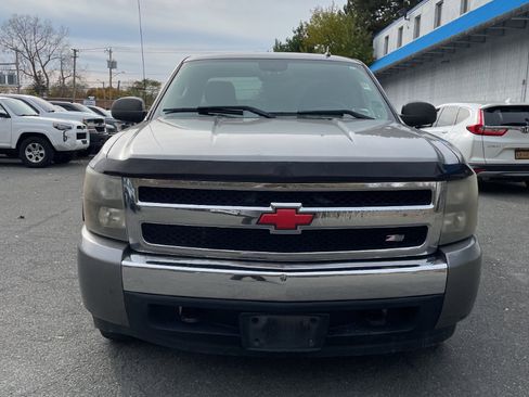 Used 2008 Chevrolet Silverado 1500 LT w/ Power Pack Plus image 2