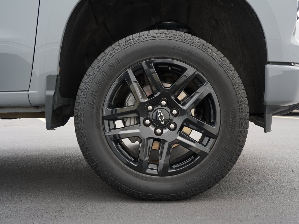 Certified 2024 Chevrolet Silverado 1500 RST w/ LPO, Liner Protection Package AWD/4WD image 30