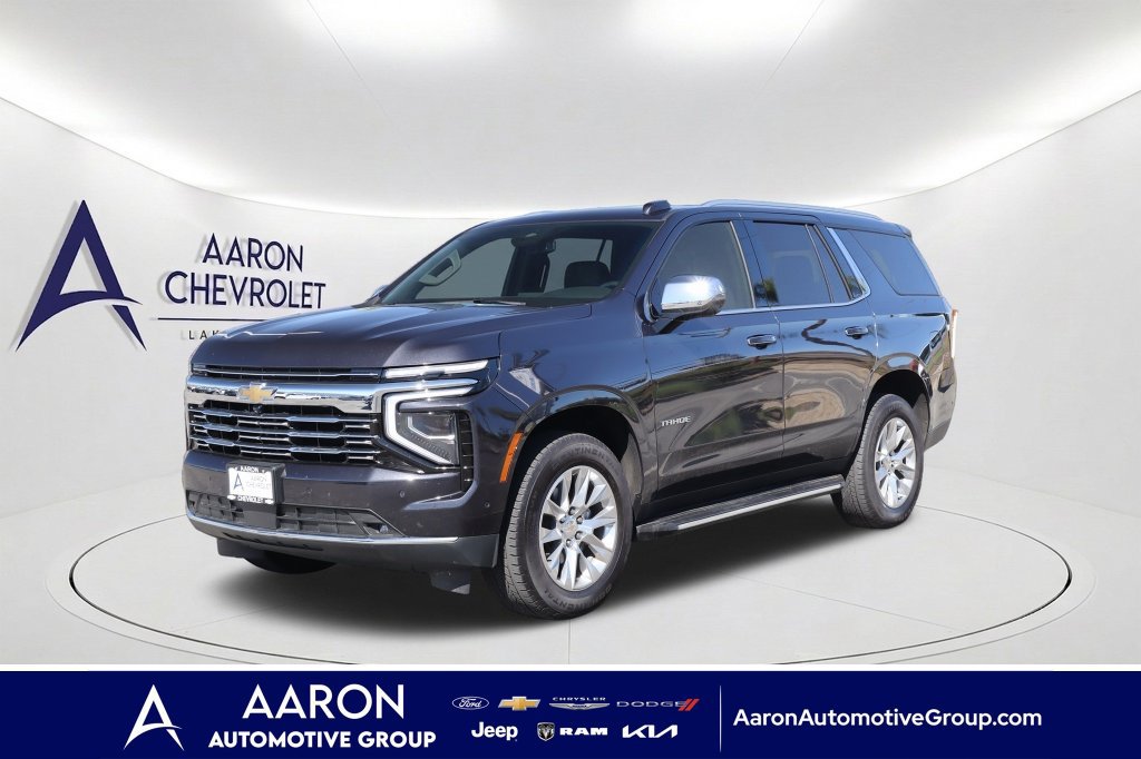 Used 2025 Chevrolet Tahoe Premier RWD image 1