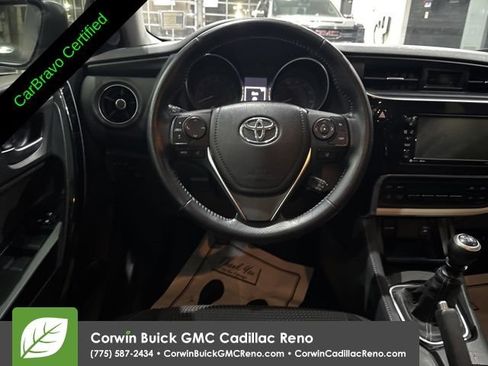 Used 2018 Toyota Corolla iM w/ Carpet Mat Package (TMS) FWD image 27