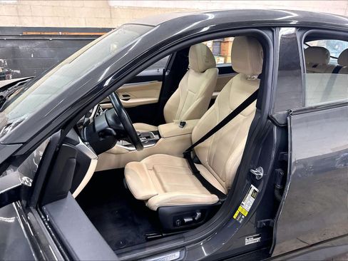 Used 2023 BMW i4 eDrive40 w/ M Sport Package RWD image 27