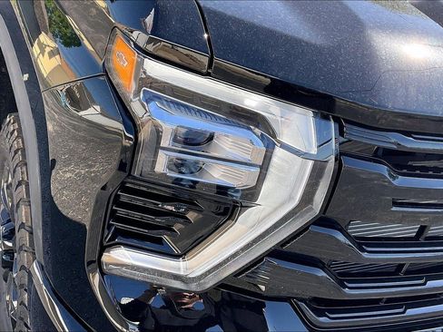 New 2026 Chevrolet Silverado 2500 High Country w/ High Country Premium Package AWD/4WD image 31