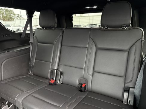 Used 2021 Chevrolet Suburban High Country w/ Max Trailering Package image 33