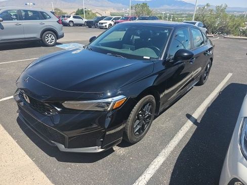 Used 2025 Honda Civic Sport image 1