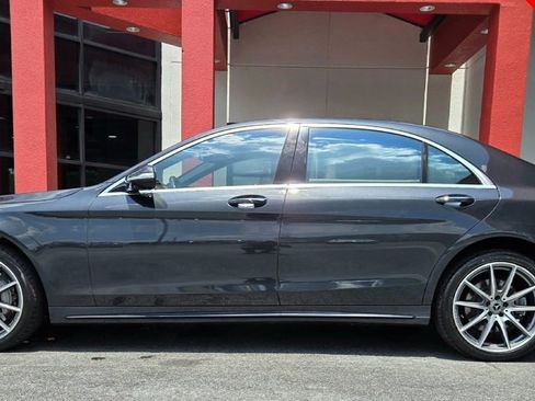 Used 2019 Mercedes-Benz S 560 S 560 w/ AMG Line Exterior image 6
